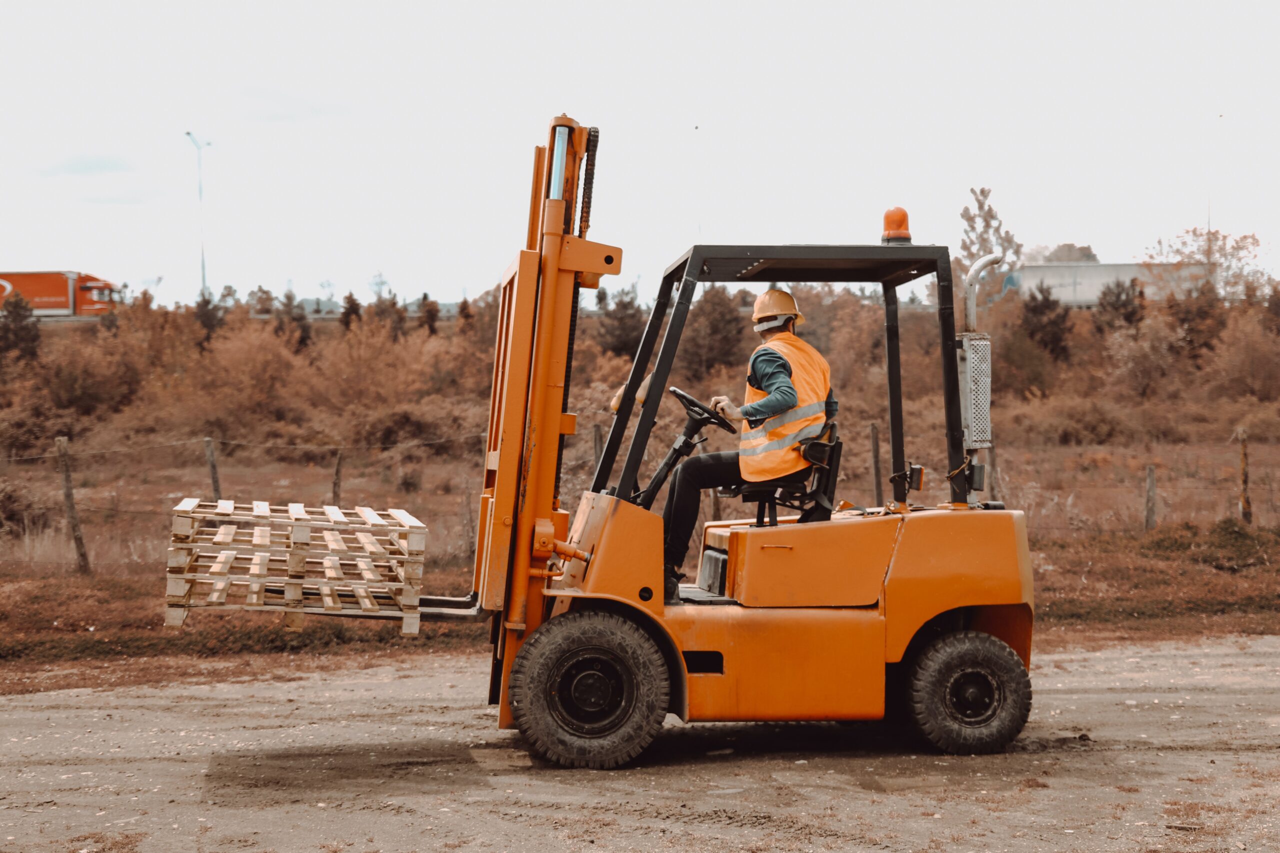 Corso di aggiornamento per operatori di carrelli elevatori in programma il 6 Marzo 2024